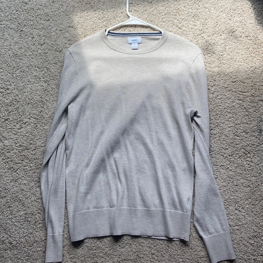 S old navy long sleeeve
